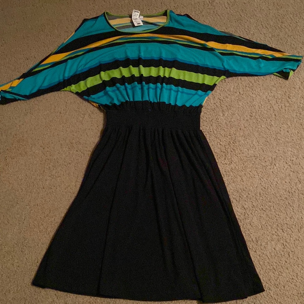 In the loop dress brand new with tags soft and comfy open arm